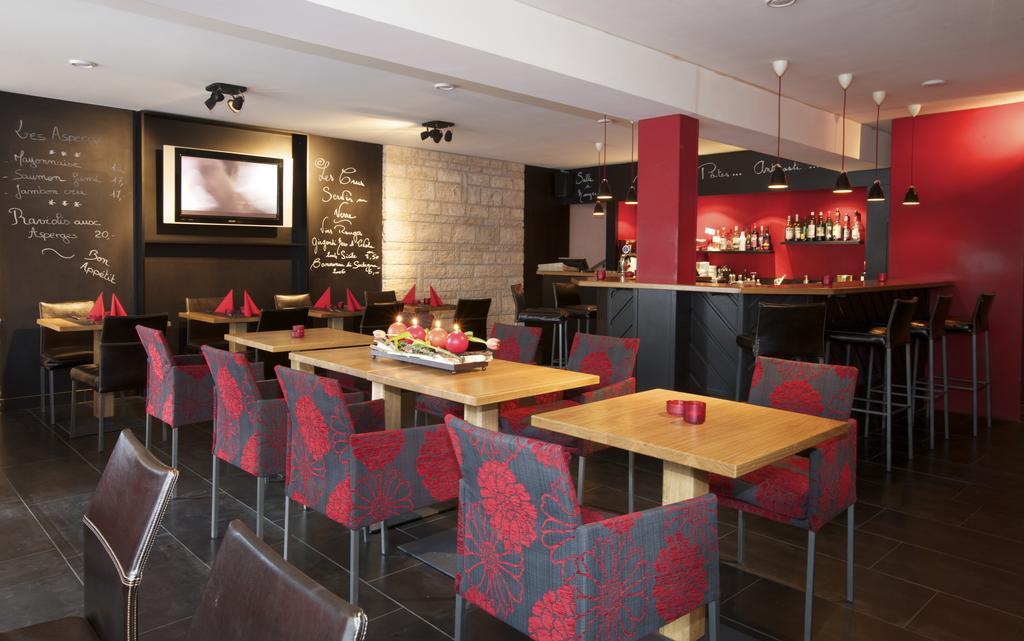 Hotel-Restaurant Le Lion D'Or Porrentruy Exteriör bild