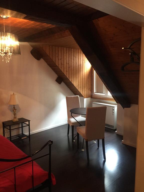 Hotel-Restaurant Le Lion D'Or Porrentruy Rum bild